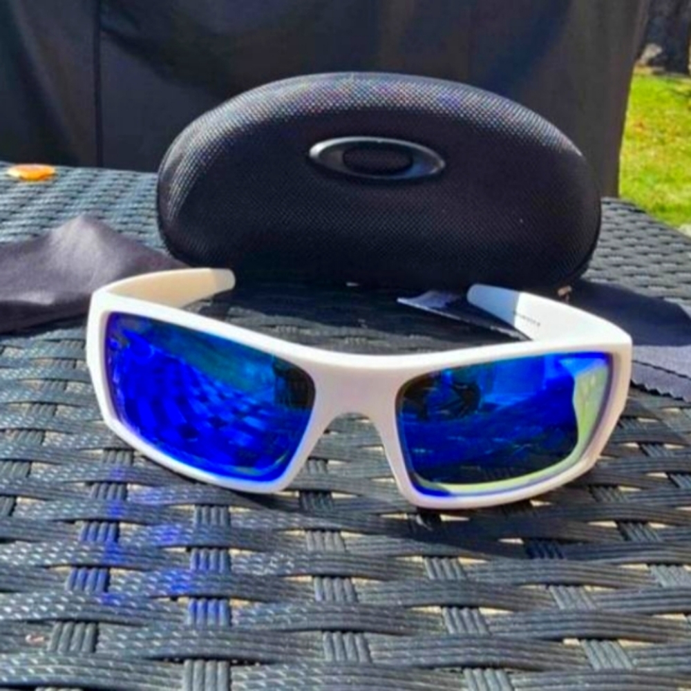 Oakley Gascan Sunglasses